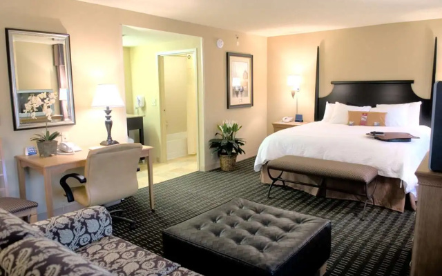 Hampton Inn & Suites Mobile Providence Park/Airport