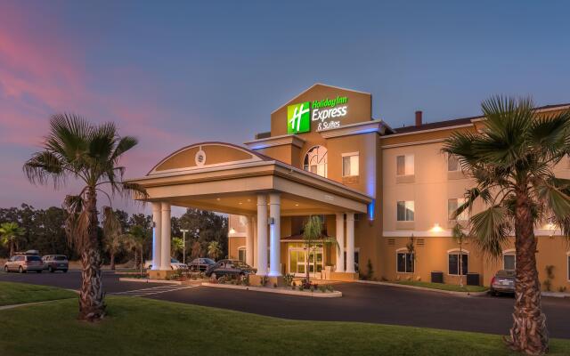 Holiday Inn Express Hotel & Suites Red Bluff-South Redding, an IHG Hotel