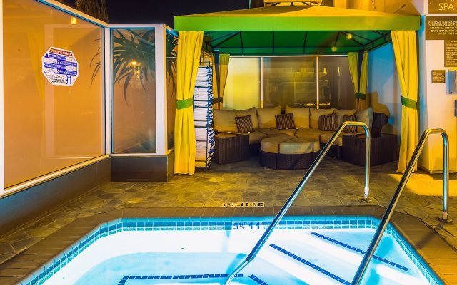 Hotel Indigo Anaheim by IHG