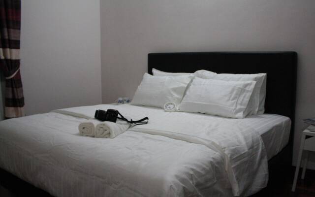 Senyum Zoo Negara Retreat