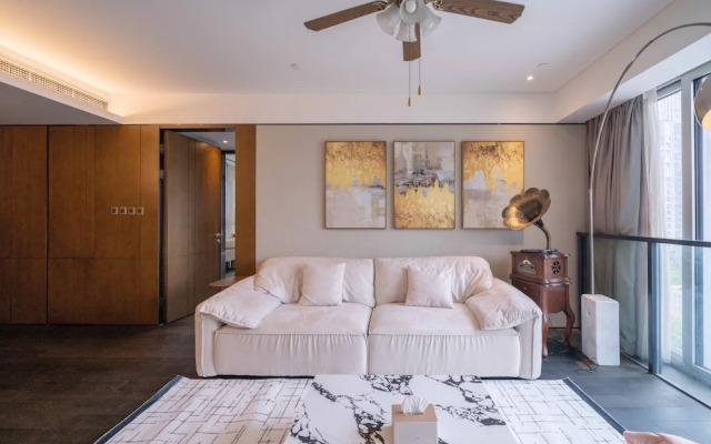 ZHome-Luxury Three bedroom Suite