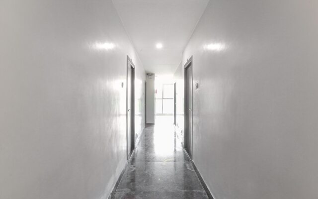 OYO 454 Hotel Aravindar Residency