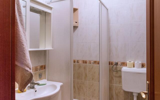 Super - 50 m from pebble beach - A11 Tommy (2+2)