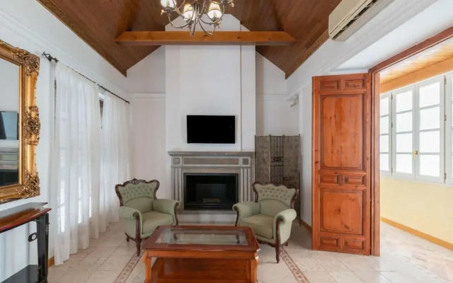 Casa Miraflores
