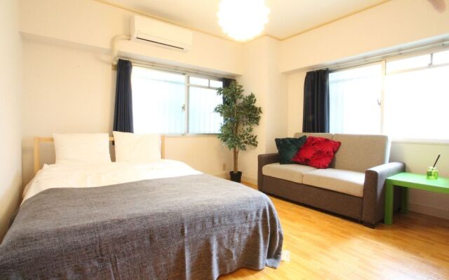 Namba Big Room Apartment