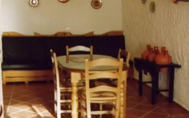 Cuevas Pedro Antonio de Alarcon