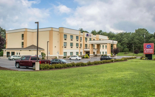 Comfort Suites