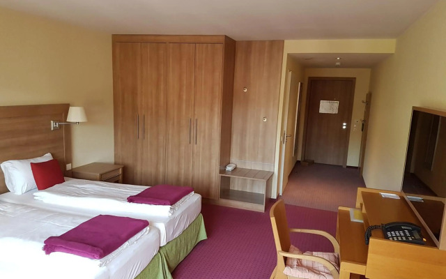 Nashira Kurpark Hotel