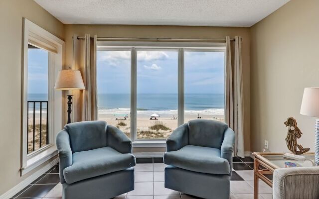 Tropical Condo with Spectacular Ocean Sunrises Views by RedAwning