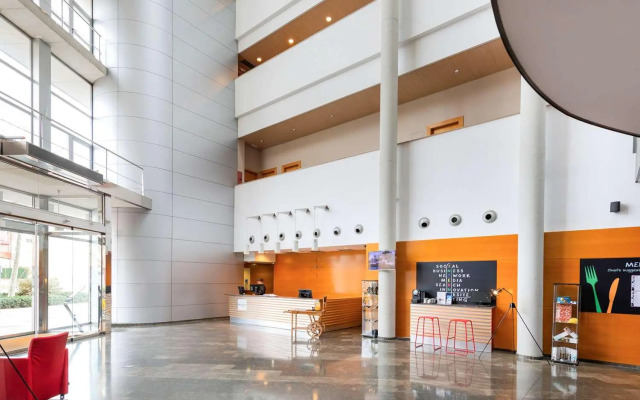 Отель Towers Rotana