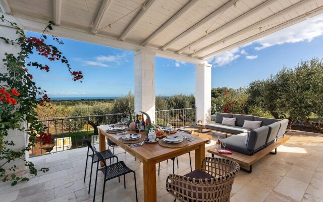 3686 Villa de Bellis by Perle di Puglia