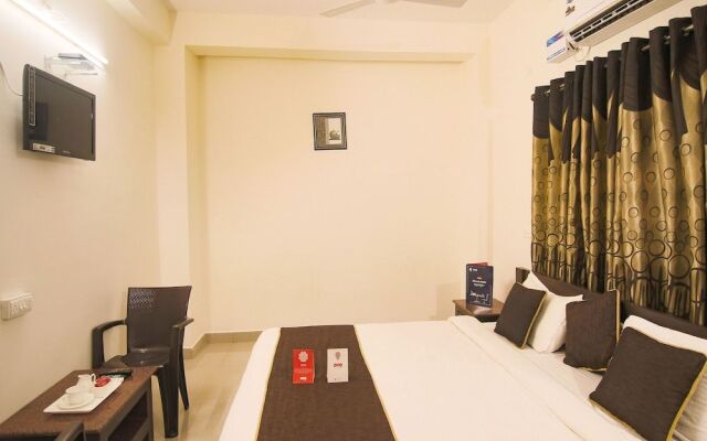 OYO 10043 SRK Guesthouse