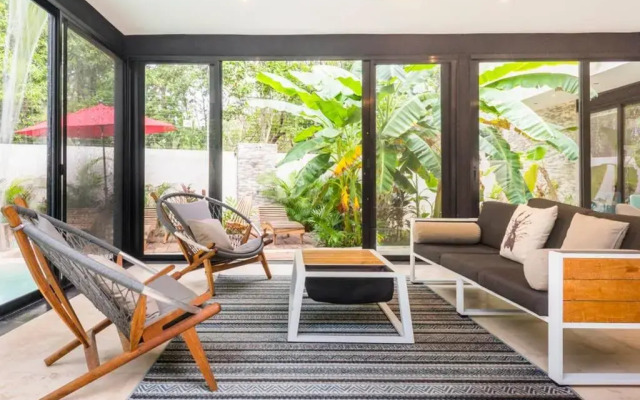 Villa Isla - Jacuzzi and Chef includ 4 BR 8 PPL