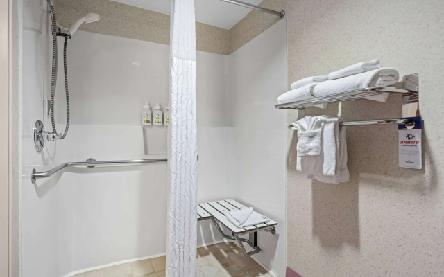 AmericInn by Wyndham Denver Airport