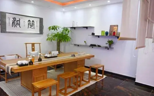 Qicheng Hotel