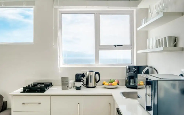 Private Secure Studio in Camps Bay The Cove