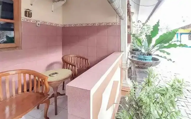Hotel Shinta 1 Near Stasiun Kertosono Mitra RedDoorz
