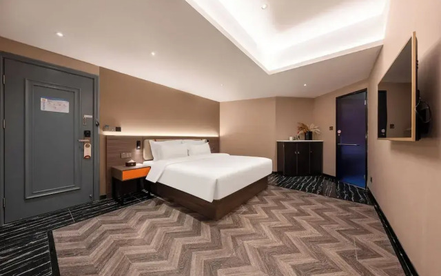 World Hotel Zhengzhou Univ Hi-tec Branch