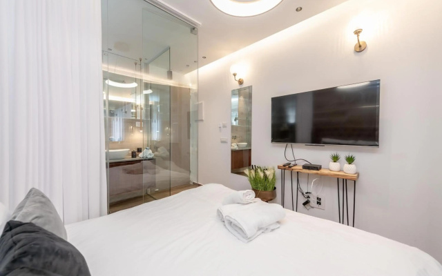 Colors Suites in Netanya