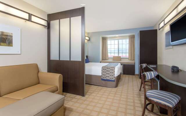 Microtel Inn & Suites by Wyndham Klamath Falls