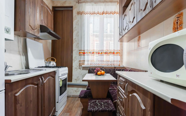 Apartments on Krasnoarmeyskaya street 27
