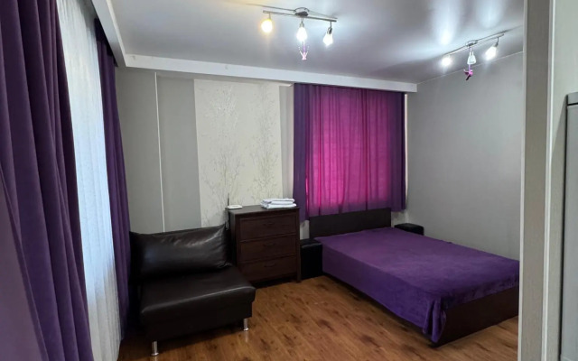 Апартаменты на улице Комарова 34