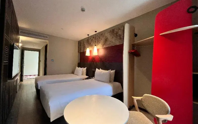Ibis Shanghai International Tourism Resort Xiupu
