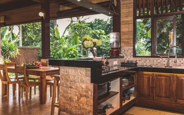 Luxury A Priori Ubud