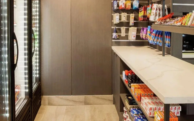 Hampton Inn & Suites Seattle-Downtown