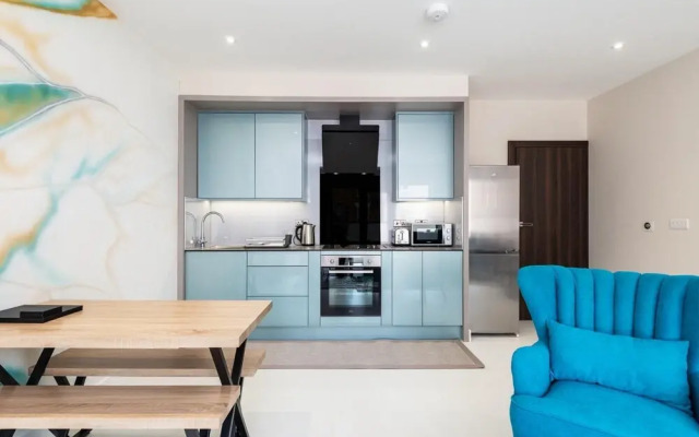 Gillingham Apartment