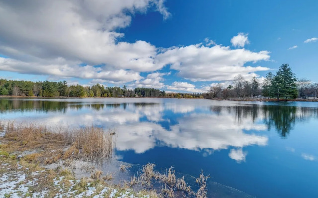 Bellaire Vacation Rental - Ski Shuttle Access!