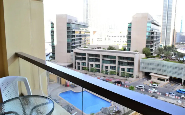 Large 1 Bed - Affordable fully furnished 1BR with balcony and a great marina view! - LSE