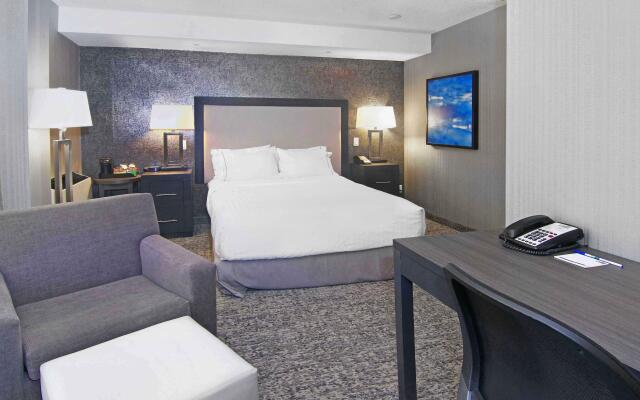 Holiday Inn Express Hotel & Suites Calgary, an IHG Hotel