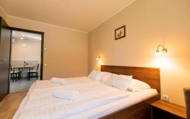 Dunazug Apartmanház