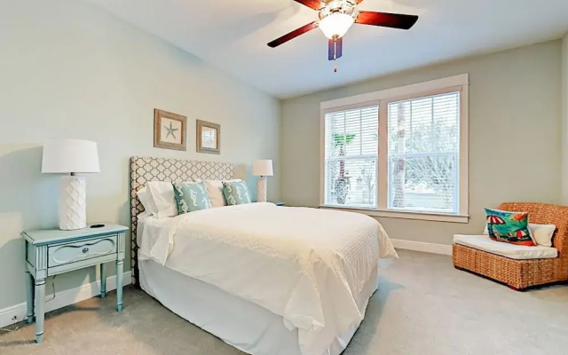 Grande Pointe Home by RedAwning