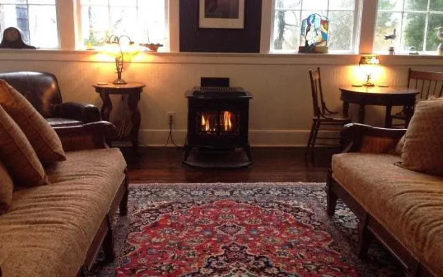 Inn at Harbour Village