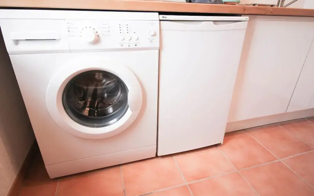 Carcassonne -Terrasse-Parking-WIFI 3lits