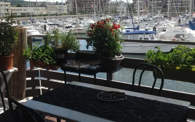 Dupleix in Deauville Marina