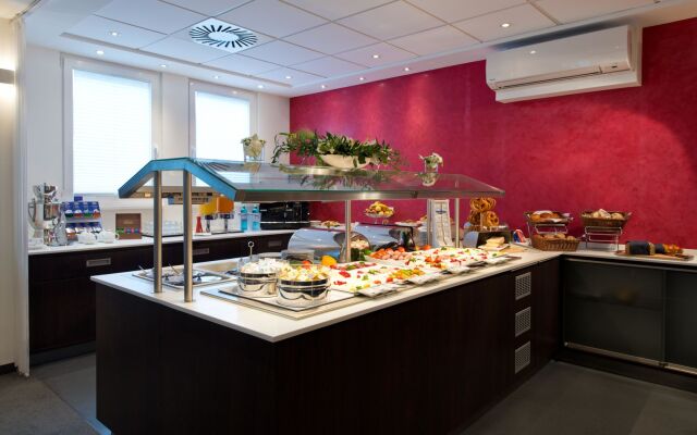 ACHAT Hotel Dresden Elbufer