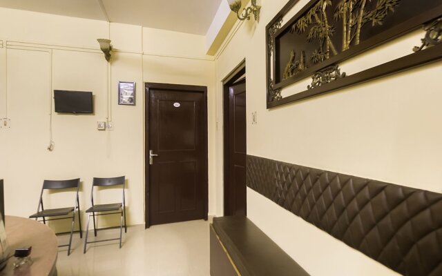 OYO 9671 Hotel Rudraksh Inn