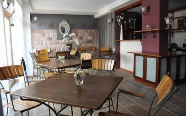 Hotel Meduza