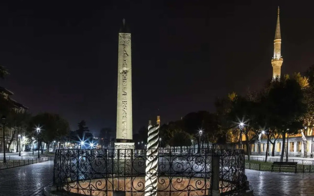 Albatros Premier Hotel 