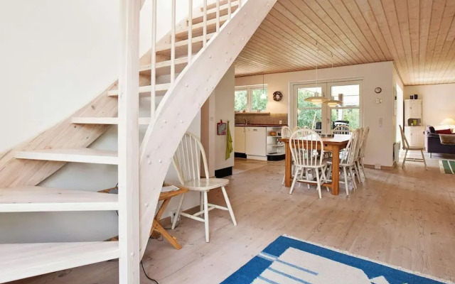 8 Person Holiday Home in Store Fuglede