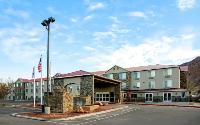 La Quinta Inn #826
