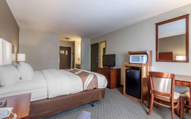 Quality Inn Hays I-70