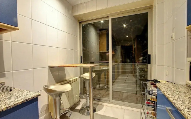1337 R1 Single Room in a Profesionals Flat Shared