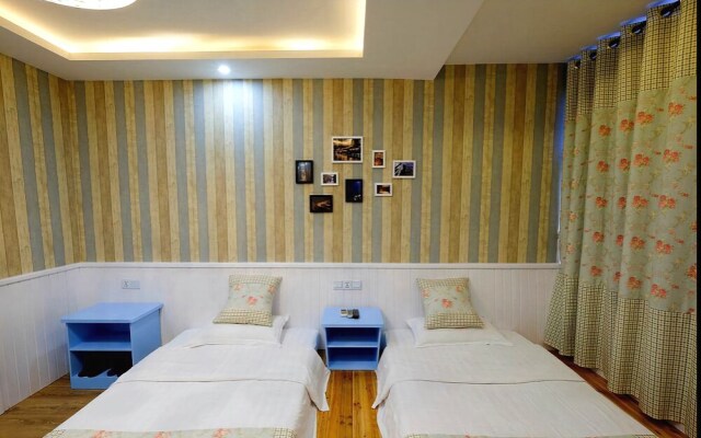 Wuzhen Zhenhe Inn