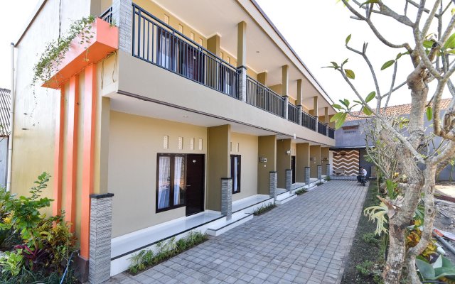 RedDoorz Plus near Jalan Imam Bonjol Denpasar