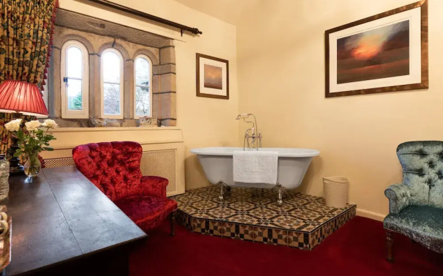 Hurstwood Hall
