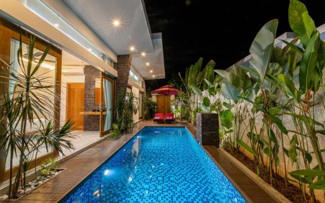 Maneh Villa
